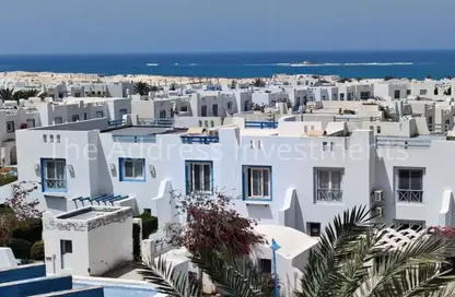 شاليه - 3 غرف نوم - 2 حمامات للبيع في ماونتن فيو راس الحكمة - راس الحكمة - الساحل الشمالي