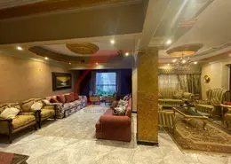 Apartment - 3 Bedrooms - 2 Bathrooms for sale in Omarat Madinet Al Fath St. - Al Hadiqah Al Dawliyah - 7th District - Nasr City - Cairo