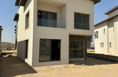 فيلا - 4 غرف نوم - 4 حمامات للبيع في كريك تاون - التجمع الاول - مدينة القاهرة الجديدة - القاهرة