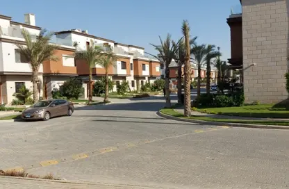 Townhouse - 4 Bedrooms - 4 Bathrooms for sale in Azzar - 5th Settlement Compounds - The 5th Settlement - New Cairo City - Cairo