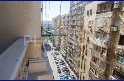 Apartment - 3 Bedrooms - 2 Bathrooms for sale in Mohamed Bahaa Al Din Al Ghouri St. - Smouha - Hay Sharq - Alexandria