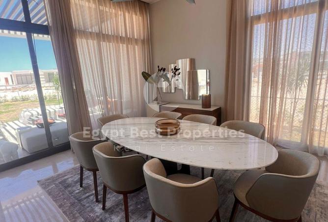 8077418 - Property Image 2