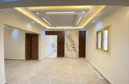 Apartment - 3 Bedrooms - 2 Bathrooms for sale in Mohamed Wageh Ahmed St. - Waboor Elmayah - Hay Wasat - Alexandria