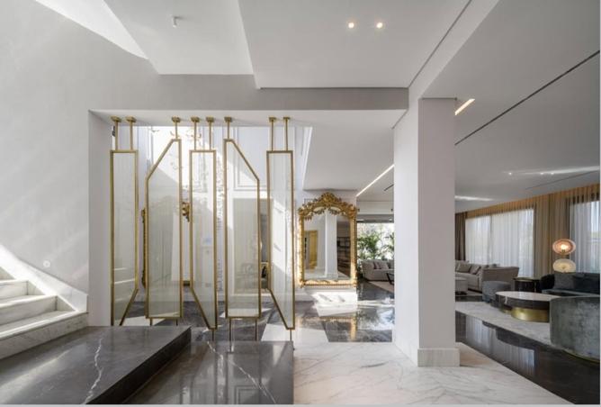 8033261 - Property Image 3