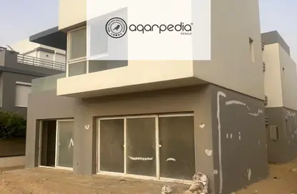 Villa - 6 Bedrooms - 6 Bathrooms for sale in Hyde Park - 5th Settlement Compounds - The 5th Settlement - New Cairo City - Cairo