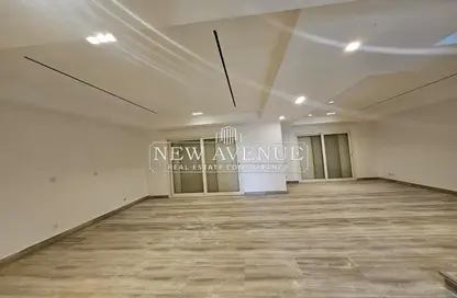 Townhouse - 4 Bedrooms - 4 Bathrooms for rent in Celesta Hills - Uptown Cairo - Mokattam - Cairo