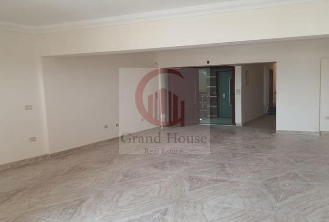 8195453 - Property Image 3