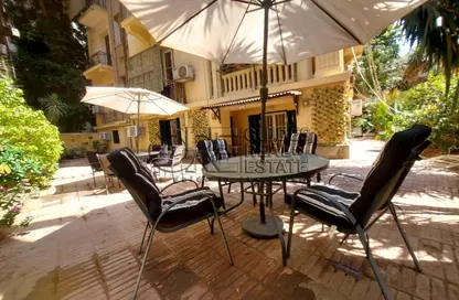 Apartment - 2 Bedrooms - 2 Bathrooms for rent in Mahmoud Azmy St. - Zamalek - Cairo