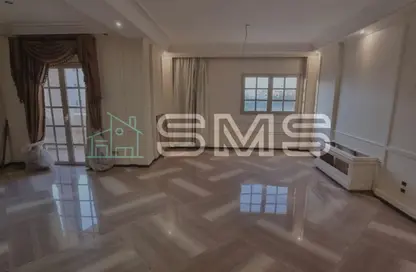Apartment - 2 Bedrooms - 3 Bathrooms for sale in Al Narges 3 - Al Narges - New Cairo City - Cairo