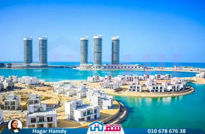 فيلا - 7 غرف نوم - 7 حمامات للبيع في مدينة العلمين الجديدة - العلمين - الساحل الشمالي