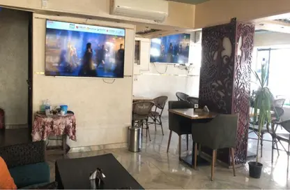 مطعم - استوديو - 2 حمامات للبيع في مدينة نصر - القاهرة