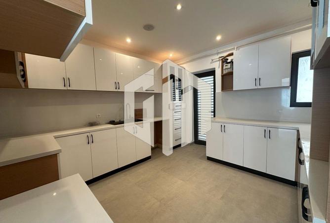 8141460 - Property Image 3