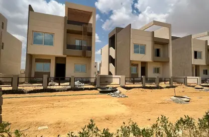 Townhouse - 4 Bedrooms - 4 Bathrooms for sale in Montania - New Zayed City - Sheikh Zayed City - Giza