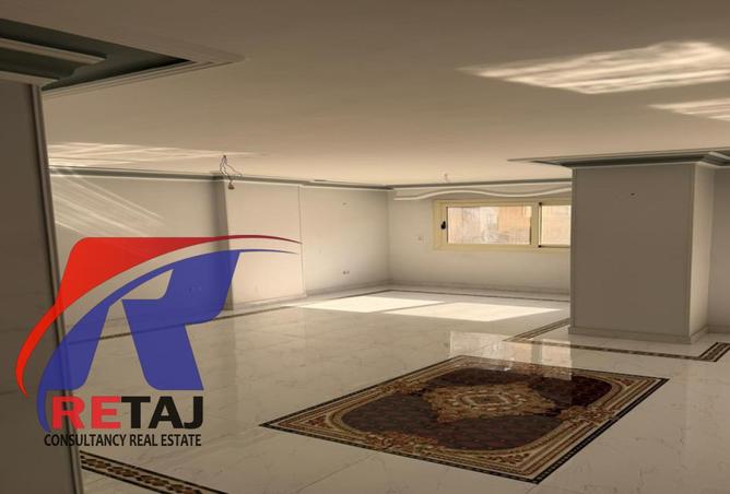 8389234 - Property Image 2