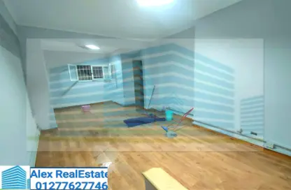 مساحات مكتبية - استوديو - 1 حمام للايجار في شارع فؤاد - محطة الرمل - حي وسط - الاسكندرية