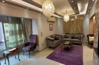 Apartment - 3 Bedrooms - 2 Bathrooms for sale in Emtedad Makram Ebeid St. - Masaken Al Mohandesin - Nasr City - Cairo