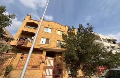 Apartment - 3 Bedrooms - 1 Bathroom for rent in 8th District - Sheikh Zayed City - Giza