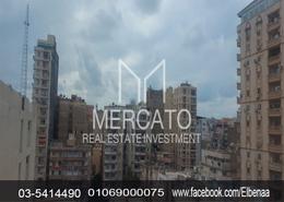 Apartment - 3 bedrooms for للبيع in Abou Quer Road - Zezenia - Hay Sharq - Alexandria