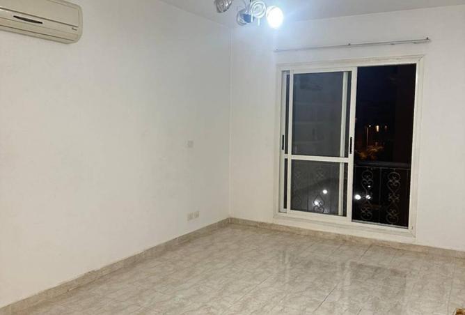 8220323 - Property Image 2