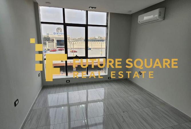 8258509 - Property Image 2