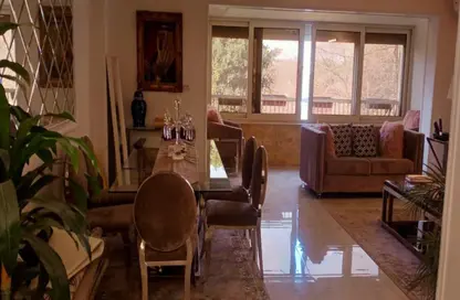 Apartment - 2 Bedrooms - 2 Bathrooms for rent in Mohamed Mazhar St. - Zamalek - Cairo