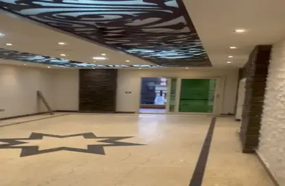 Apartment - 3 Bedrooms - 2 Bathrooms for sale in Abbas Al Akkad St. - 1st Zone - Nasr City - Cairo