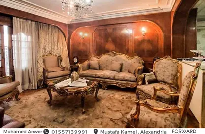 شقة - 3 غرف نوم - 2 حمامات للبيع في مصطفي كامل - حي شرق - الاسكندرية