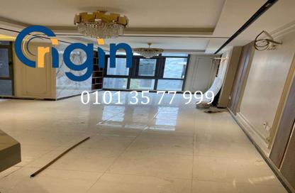 Apartment - 3 Bedrooms - 3 Bathrooms for sale in Sun Capital - Fayoum Desert road - 6 October City - Giza