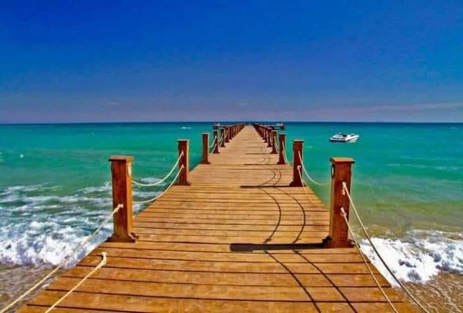 8302308 - Property Image 2