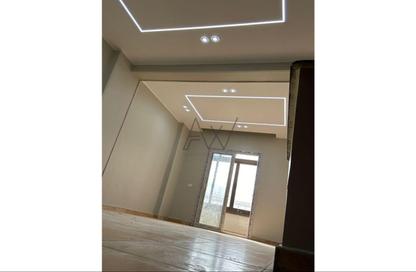 Apartment - 2 Bedrooms - 1 Bathroom for sale in Tabarak - Zahraa El Maadi - Hay El Maadi - Cairo