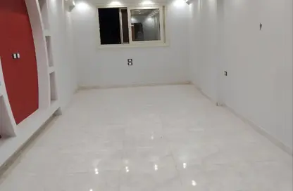 Apartment - 3 Bedrooms - 2 Bathrooms for rent in Gesr Al Suez St. - El Nozha El Gadida - El Nozha - Cairo