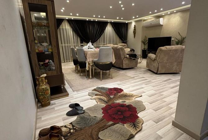 8198377 - Property Image 2