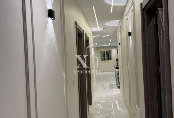 8028872 - Property Image 2