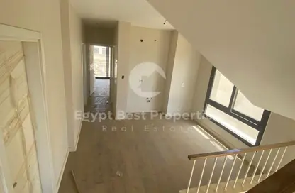 Villa - 3 Bedrooms - 4 Bathrooms for sale in O West - 6 October Compounds - 6 October City - Giza