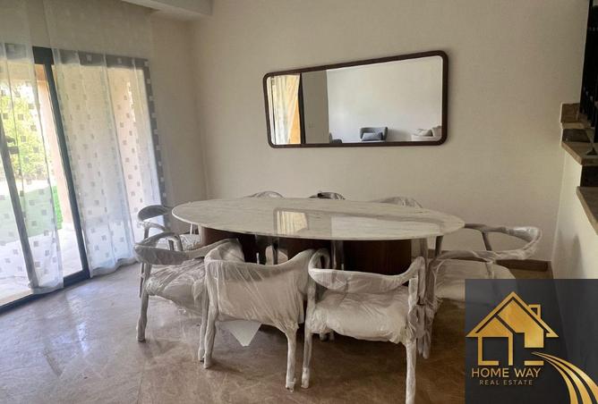 8372300 - Property Main Image