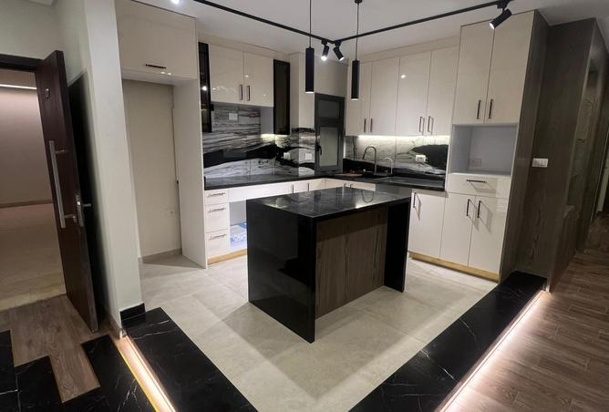 8008689 - Property Image 3