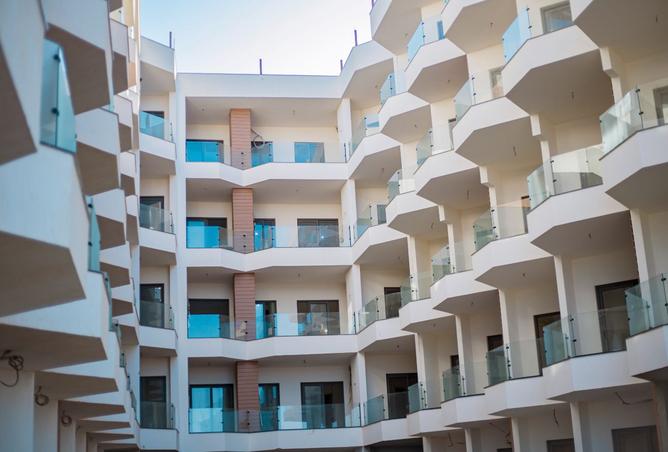 8333599 - Property Image 2