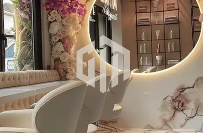 محل تجاري - استوديو - 1 حمام للايجار في محور جمال عبد الناصر - التجمع الثالث - مدينة القاهرة الجديدة - القاهرة