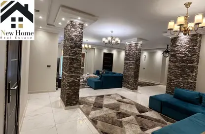 Apartment - 4 Bedrooms - 2 Bathrooms for sale in Al Hadaba Al Wosta - Mokattam - Cairo