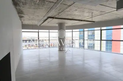 Office Space - Studio - 1 Bathroom for sale in Concord Plaza - South Investors Area - New Cairo City - Cairo