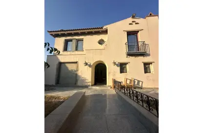 Villa - 5 Bedrooms - 5 Bathrooms for sale in Mivida - 5th Settlement Compounds - The 5th Settlement - New Cairo City - Cairo