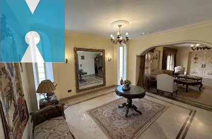 طابق كامل - 4 غرف نوم - 4 حمامات للبيع في بيفرلي هيلز - كمبوندات الشيخ زايد - الشيخ زايد - الجيزة