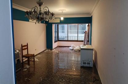 Apartment - 3 Bedrooms - 2 Bathrooms for sale in Hassan Ma'moon St. - 6th Zone - Nasr City - Cairo