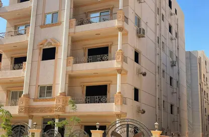 Duplex - 3 Bedrooms - 4 Bathrooms for sale in Mostashareen - North Investors Area - New Cairo City - Cairo