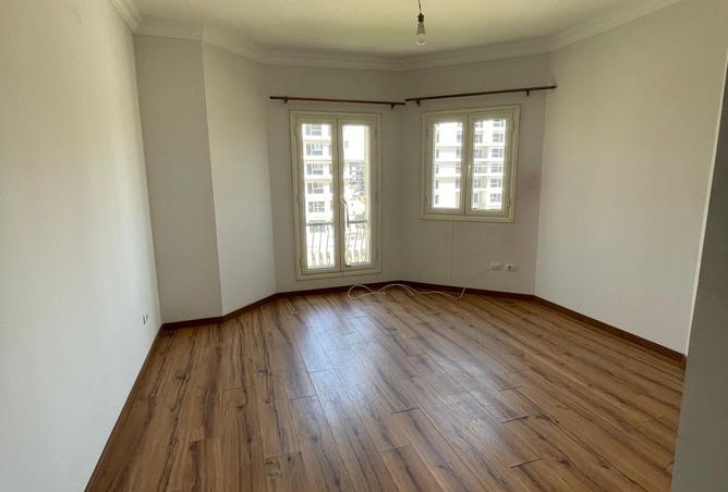 8383842 - Property Image 2