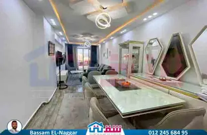 شقة - 3 غرف نوم - 2 حمامات للبيع في شارع محمود العيسوي - سيدي بشر - حي اول المنتزة - الاسكندرية