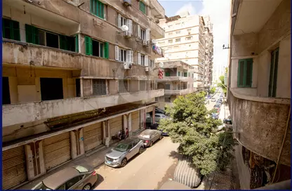 شقة - 3 غرف نوم - 3 حمامات للبيع في جليم - حي شرق - الاسكندرية