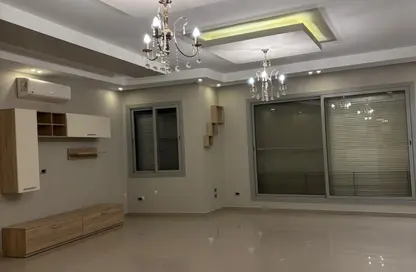 Apartment - 2 Bedrooms - 2 Bathrooms for rent in Village Gardens Katameya - 5th Settlement Compounds - The 5th Settlement - New Cairo City - Cairo