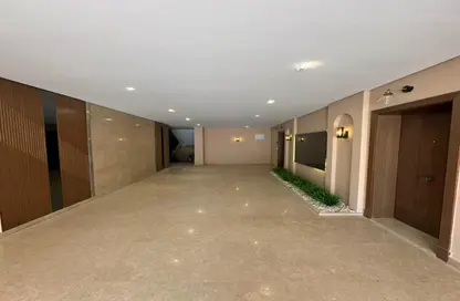 Apartment - 3 Bedrooms - 3 Bathrooms for rent in Village West - Sheikh Zayed Compounds - Sheikh Zayed City - Giza