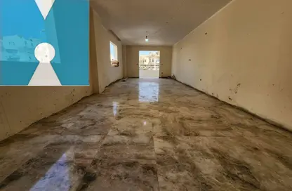 شقة - 3 غرف نوم - 3 حمامات للبيع في شارع المهندس احمد كمال حمدي - الحي السادس عشر - الشيخ زايد - الجيزة